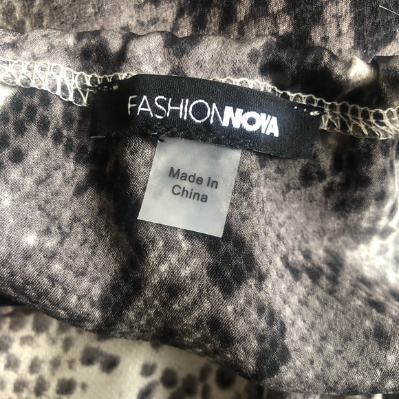 Snake Print Tank Top - Picture 3 of 3